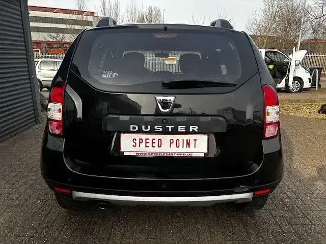 Gebraucht Dacia Duster Black Shadow 131 PS (96 kW) 2017 Schwarz SUV