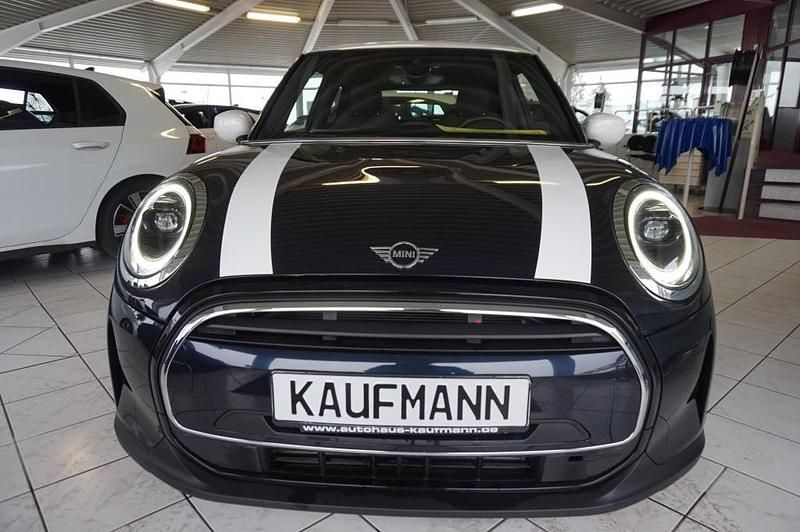 Gebraucht Mini Cooper 136 PS (100 kW) 2023 Schwarz Kleinwagen