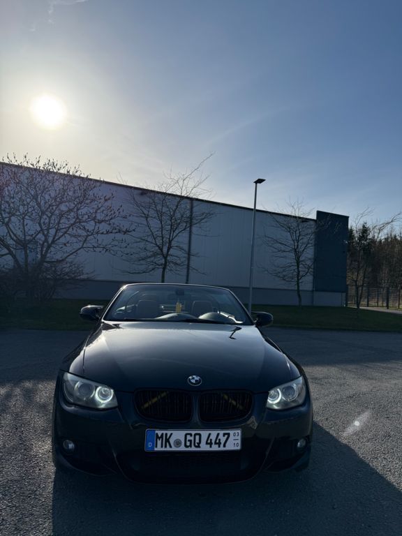 Schwarz Gebraucht 2010 BMW 330 Cabriolet M Sport Cabrio | 10.999 € (Superpreis) - Bild 1/4