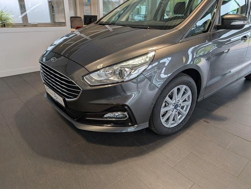 Second-hand Ford Galaxy 150 CP (110 kW) 2020 Gri Monovolum