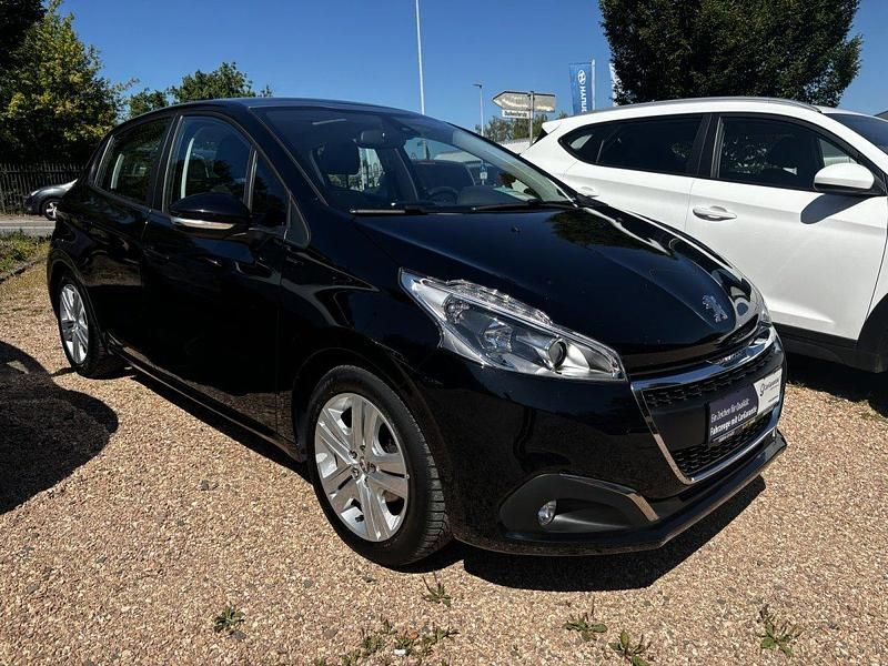 Schwarz Gebraucht 2018 Peugeot 208 Signature Sky Kleinwagen | 12.390 € (Teuer) - Bild 1/4