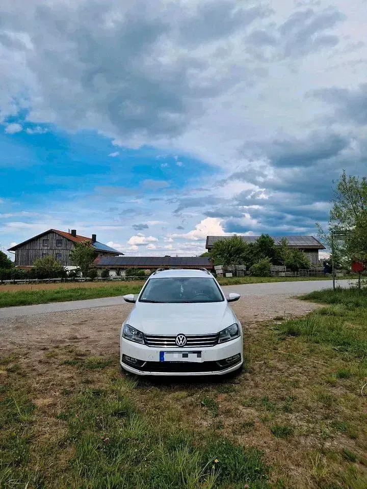 Gebraucht VW Passat 160 PS (117 kW) 2013 Weiß Kombi
