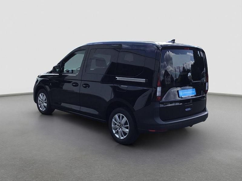 Gebraucht VW Caddy Basis 102 PS (75 kW) 2024 Schwarz (deep black perleffekt) Van / Kleinbus