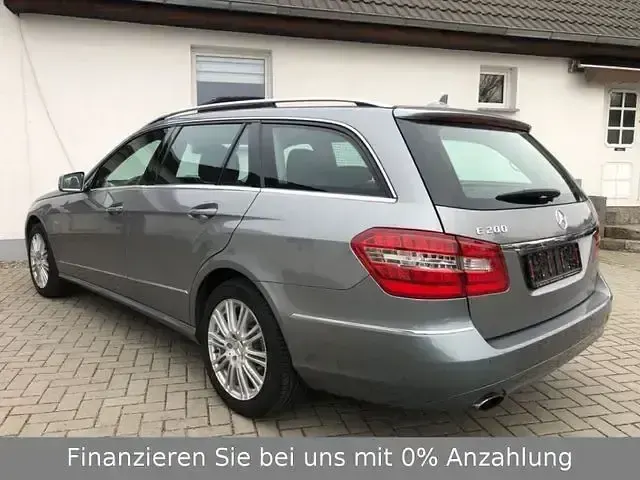 Gebraucht Mercedes E200 Elegance 184 PS (135 kW) 2012 Silber Kombi