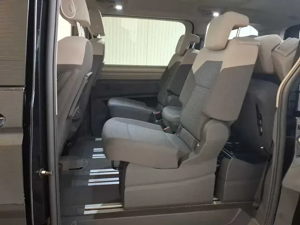 Usado VW Multivan Basis 136 HP (100 kW) 2022 Preto Monovolume