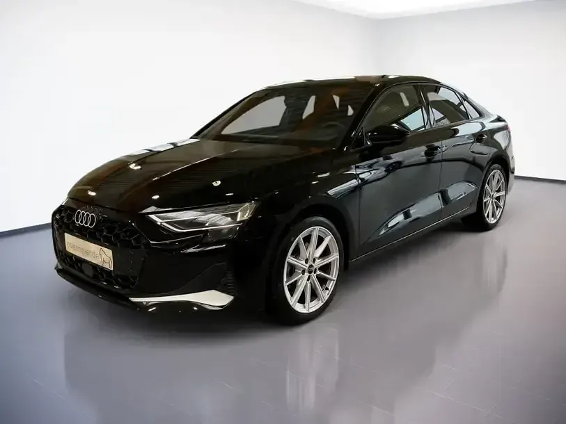 Używany Audi A3 Advanced Plus 150 KM (110 kW) 2024 Czarny Sedan/Limuzyna