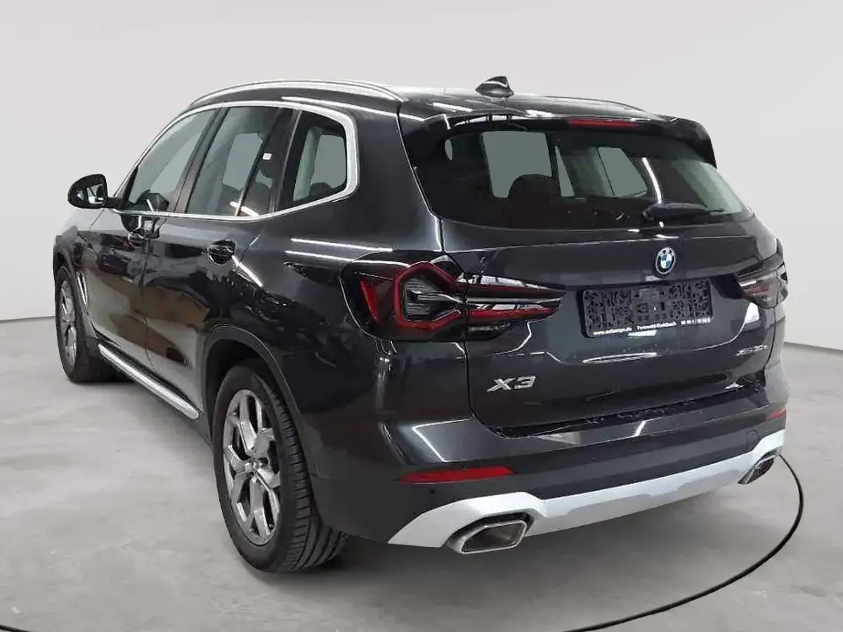 Gebraucht BMW X3 Performance 292 PS (214 kW) 2022 Sophistograu brillanteffekt metallic SUV