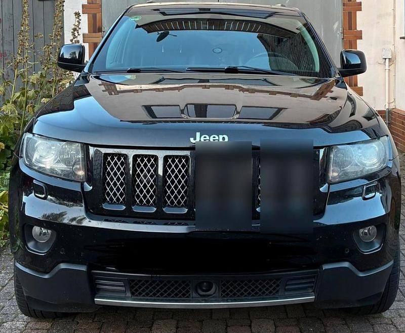 Schwarz Gebraucht 2013 Jeep Grand Cherokee Limited SUV | 12.500 € (Fairer Preis) - Bild 1/4