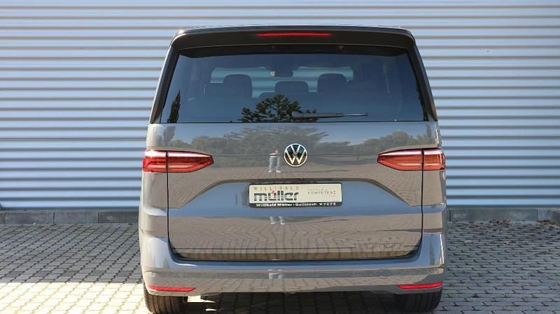 Neu VW Multivan Life 150 PS (110 kW) 2025 Grau Van / Kleinbus