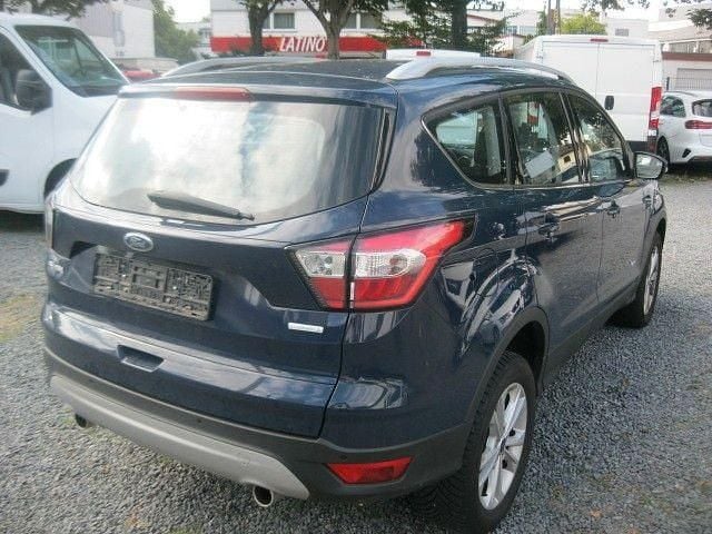 Gebraucht Ford Kuga Titanium 175 PS (128 kW) 2018 Blau SUV
