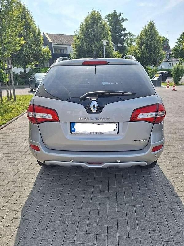Gebraucht Renault Koleos Luxe 150 PS (110 kW) 2009 Silber SUV