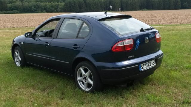 Gebraucht Seat Leon Stella 101 PS (74 kW) 2000 Blau metallic Limousine