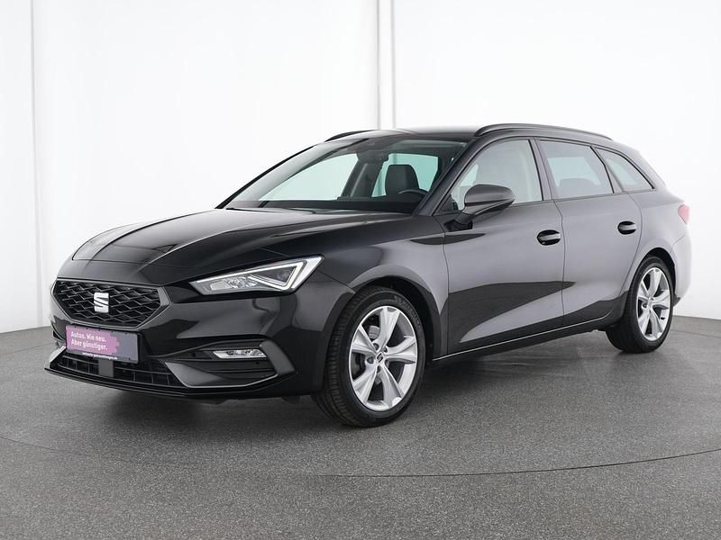 Mitternachtsschwarz Gebraucht 2022 Seat Leon Beats Kombi | 24.398 € (Fairer Preis) - Bild 1/4