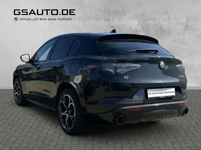 Gebraucht Alfa Romeo Stelvio Veloce 209 PS (153 kW) 2025 Schwarz SUV