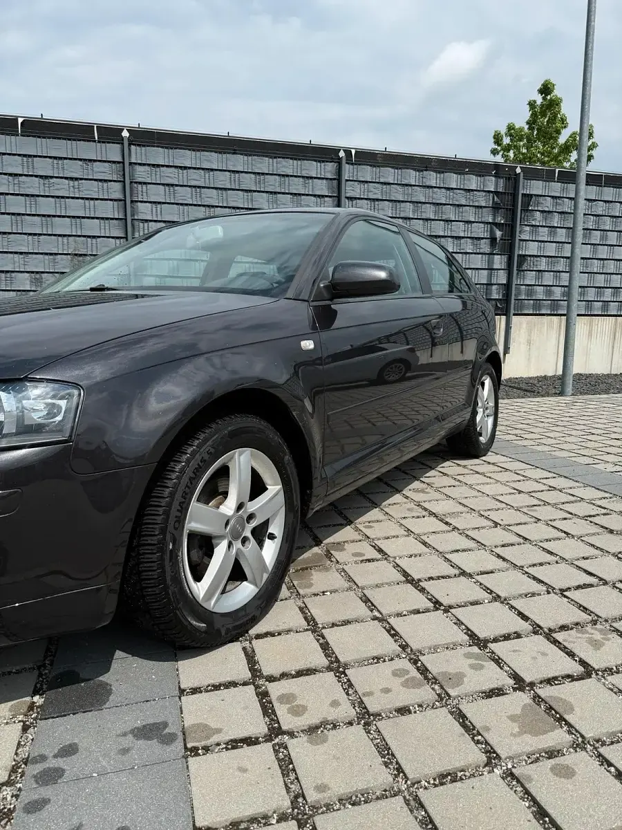 Gebraucht Audi A3 101 PS (74 kW) 2004 Grau Kleinwagen