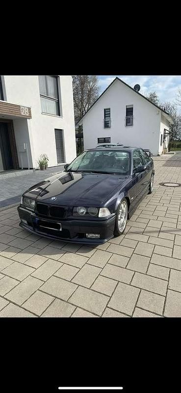 Second-hand BMW 328 193 CP (141 kW) 1997 Mov Coupe