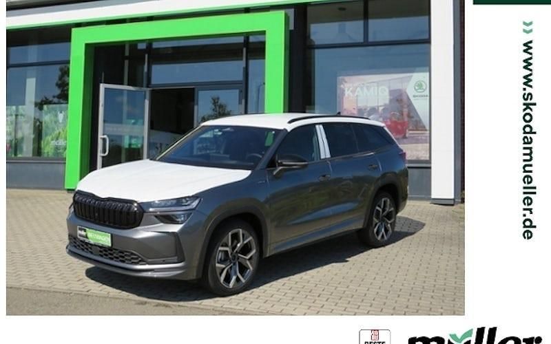 Weiß Neu 2025 Skoda Kodiaq SportLine SUV | 59.999 € - Bild 1/4