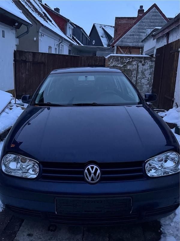 Gebraucht VW Golf IV 2003 Blau Kleinwagen