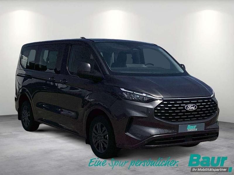 Gebraucht Ford Tourneo Titanium 170 PS (125 kW) 2025 Grau Van / Kleinbus