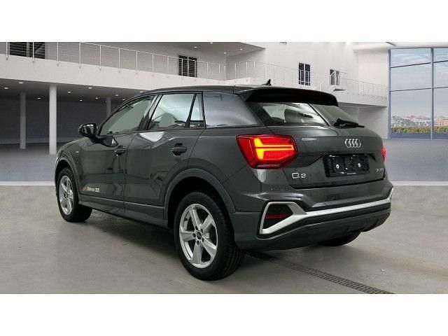 Gebraucht Audi Q2 S-Line 150 PS (110 kW) 2025 Daytonagrau perleffekt SUV