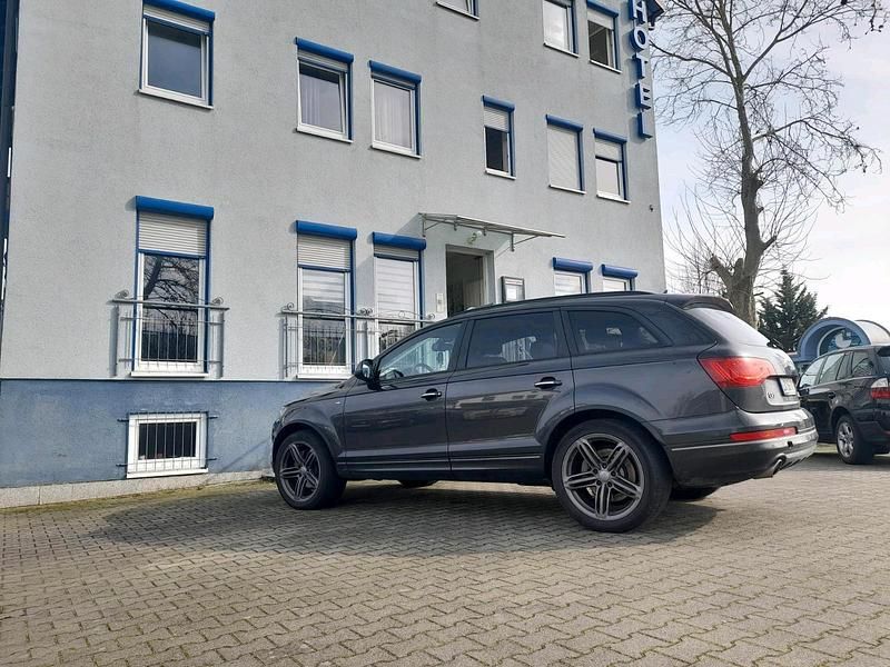 Gebraucht Audi Q7 340 PS (250 kW) 2011 Grau SUV