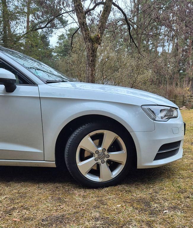 Gebraucht Audi A3 Ambition 150 PS (110 kW) 2015 Weiß Limousine