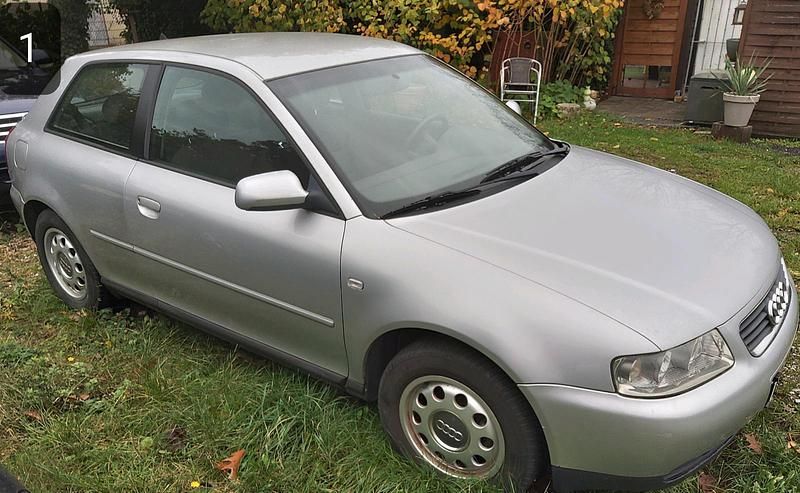 Silber Gebraucht 2002 Audi A3 Kleinwagen | 690 € (Guter Preis) - Bild 1/3