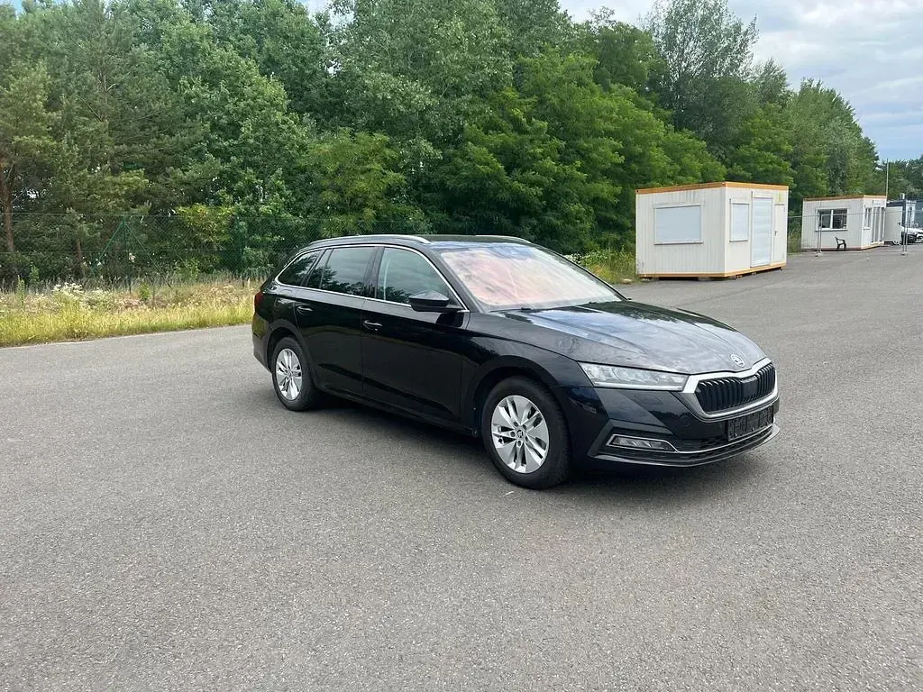 Gebraucht Skoda Octavia Ambition 150 PS (110 kW) 2021 Schwarz Kombi