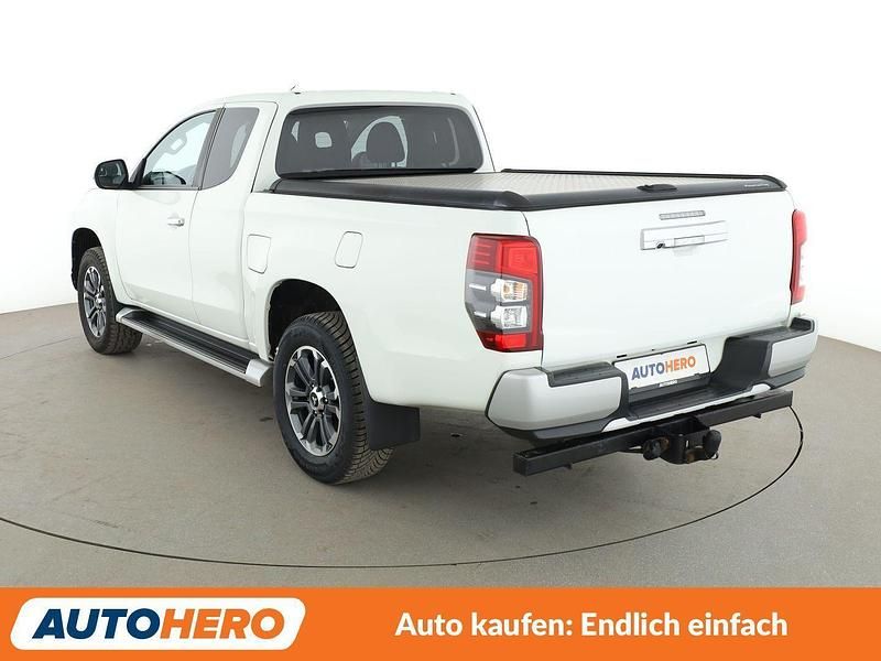 Second-hand Mitsubishi L Plus 150 CP (110 kW) 2019 Alb SUV