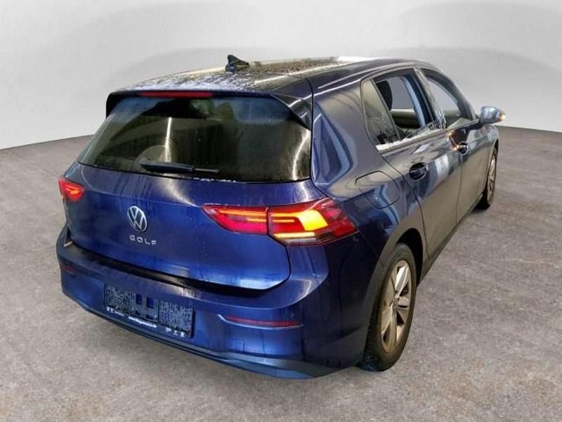 Gebraucht VW Golf VIII Life 150 PS (110 kW) 2023 Limousine