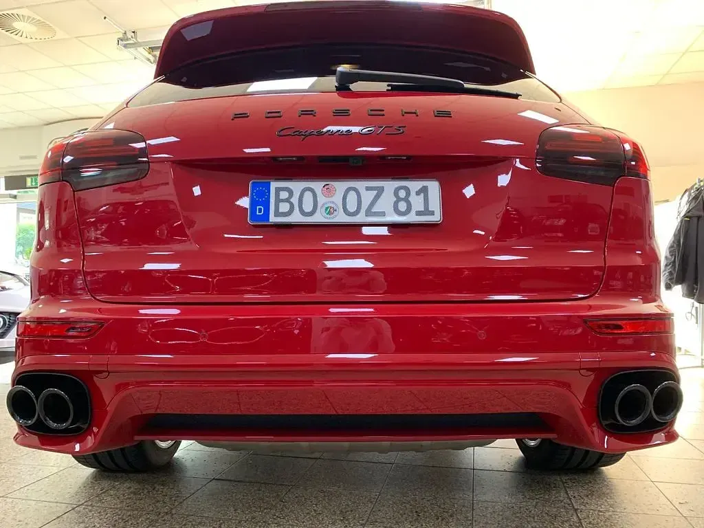 Gebraucht Porsche Cayenne 441 PS (324 kW) 2016 Rot SUV