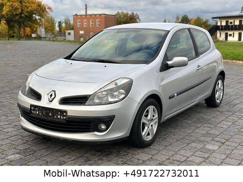 Silber Gebraucht 2006 Renault Clio II Kleinwagen | 1.700 € (Fairer Preis) - Bild 1/4