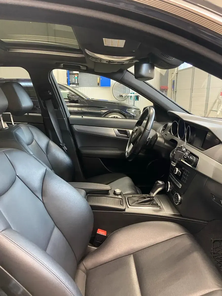 Gebraucht Mercedes C350 265 PS (194 kW) 2014 Grau Kombi