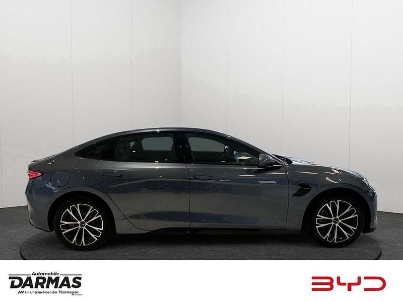 Neu BYD Seal Comfort 169 kW (231 PS) 2025 Grau Limousine