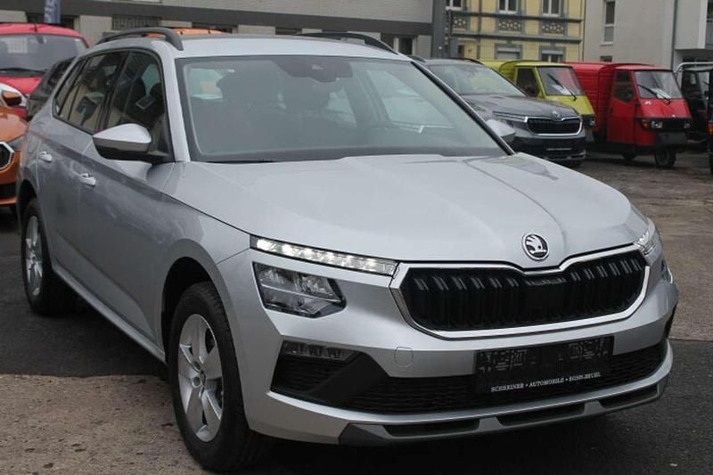 Silber metallic Neu 2025 Skoda Kamiq SUV | 25.495 € (Guter Preis) - Bild 1/4