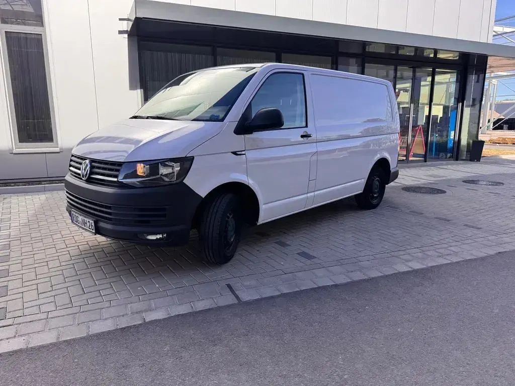 Usata VW Transporter 150 CV (110 kW) 2017 Bianco Furgone