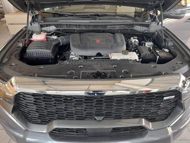 Gebraucht Foton 4 173 PS (127 kW) 2025 Grau Abholung