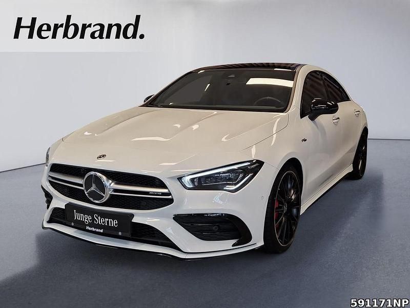 Weiß Gebraucht 2022 Mercedes CLA35 AMG AMG Coupé | 43.890 € (Fairer Preis) - Bild 1/4