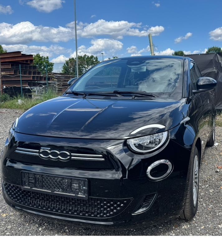 Schwarz Gebraucht 2023 Fiat 500e Basis | 14.500 € - Bild 1/4