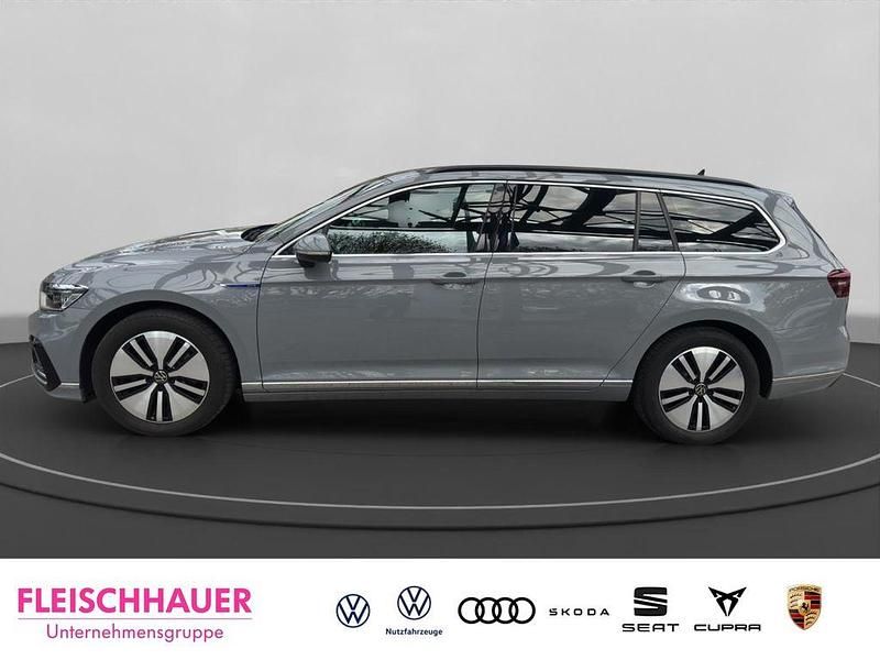 Gebraucht VW Passat GTE 218 PS (160 kW) 2022 Grau Kombi