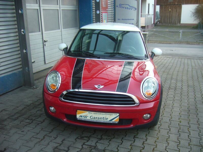 Gebraucht Mini ONE 75 PS (55 kW) 2009 Rot Kleinwagen