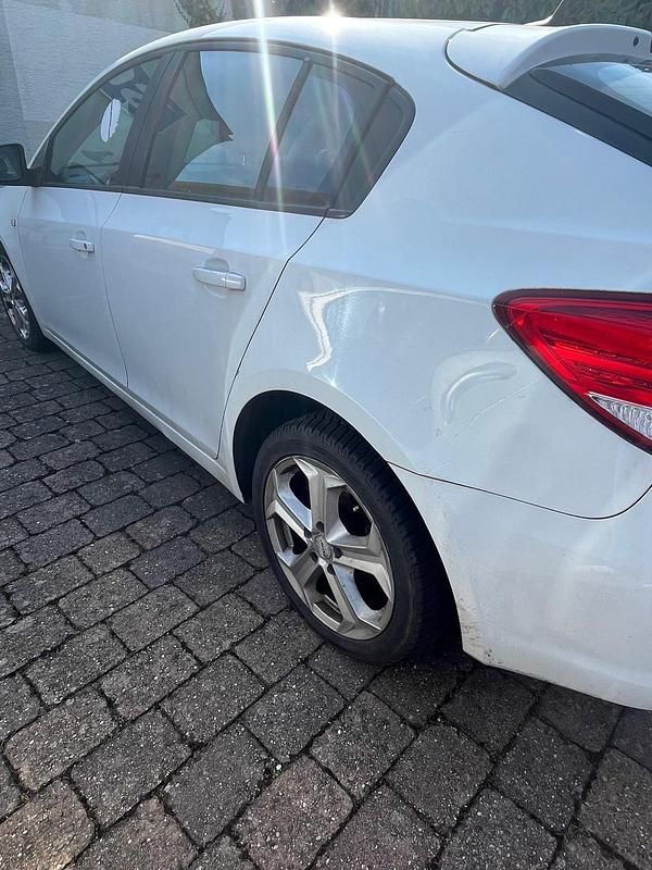 Gebraucht Chevrolet Cruze 2012 Weiß Limousine