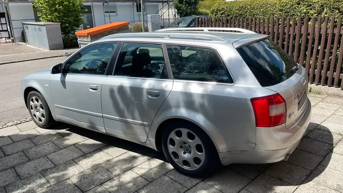 Używany Audi A4 S-Line 163 KM (119 kW) 2004 Srebrny Kombi