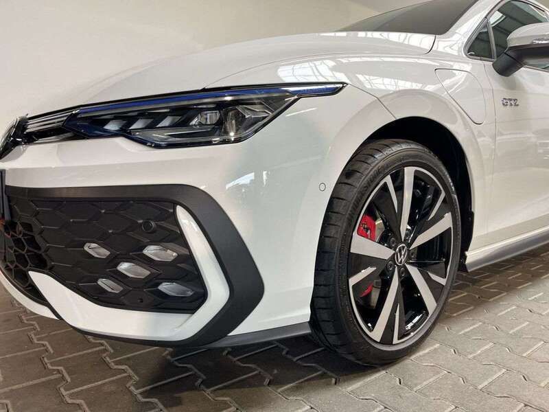 Gebraucht VW Golf VIII GTE 272 PS (200 kW) 2024 Pure white Limousine