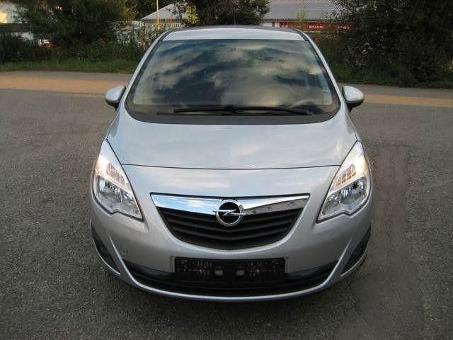 Gebraucht Opel Meriva Active 110 PS (80 kW) 2013 Silber Van / Kleinbus