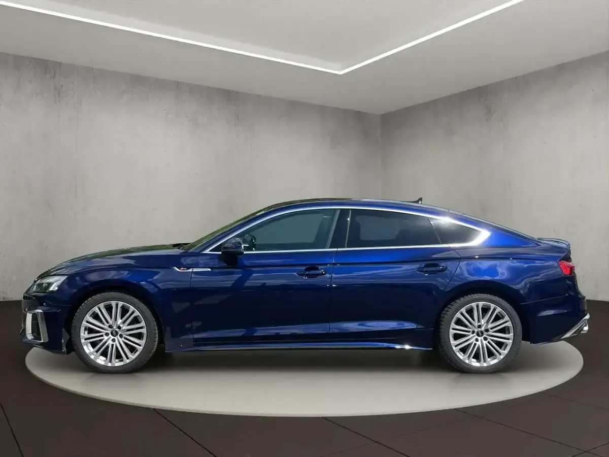 Używany Audi S5 Ambiente 341 KM (250 kW) 2022 Niebieski Coupe
