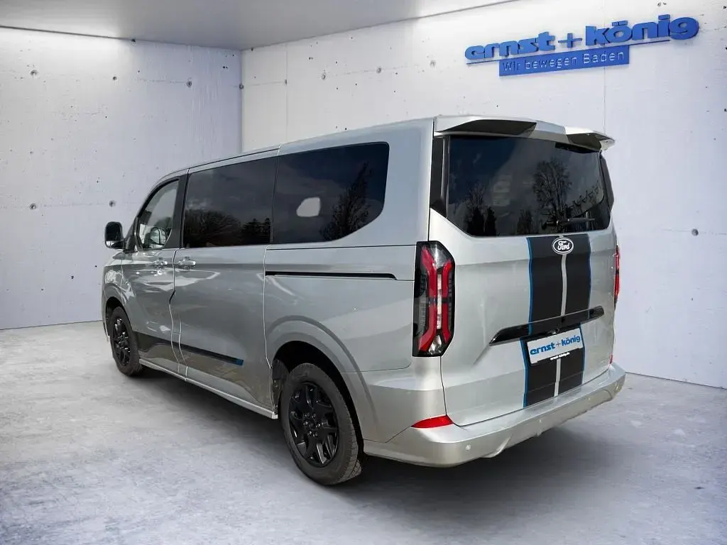 Gebraucht Ford Tourneo Custom Sport 170 PS (125 kW) 2025 Moondust silver (metallic) Van