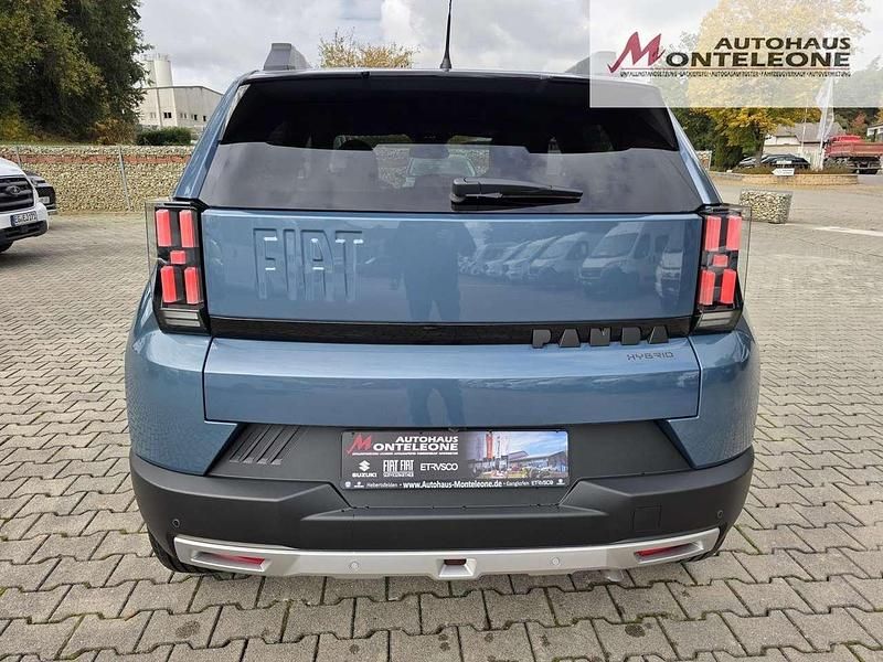 Neu Fiat Grande Panda La Prima 110 PS (80 kW) 2026 Lago blau Kleinwagen