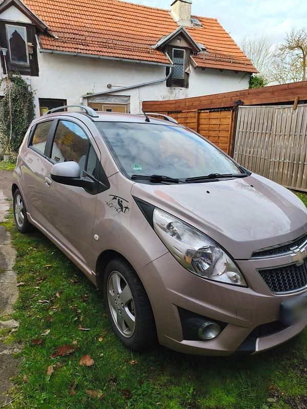 Gebraucht Chevrolet Spark LT 60 PS (44 kW) 2012 Rot Kleinwagen