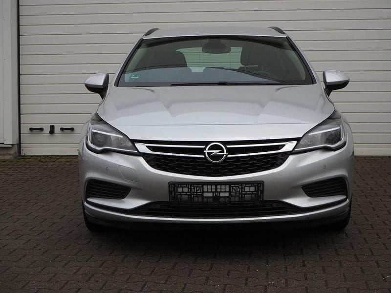 Gebraucht Opel Astra 110 PS (80 kW) 2018 Silber Kombi